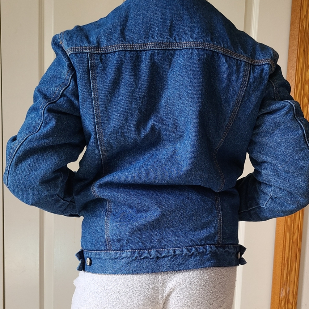 Distortion jean jacket - Picture 3 of 9
